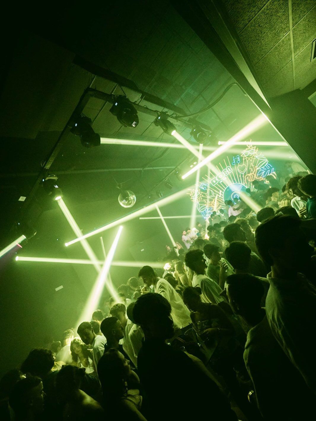 Festival 4